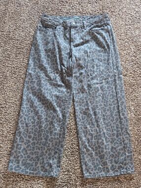 wild fable Gray Leopard Print Wide-Leg Jeans